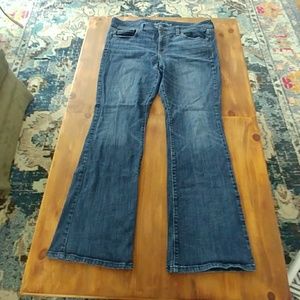 Bootcut jeans